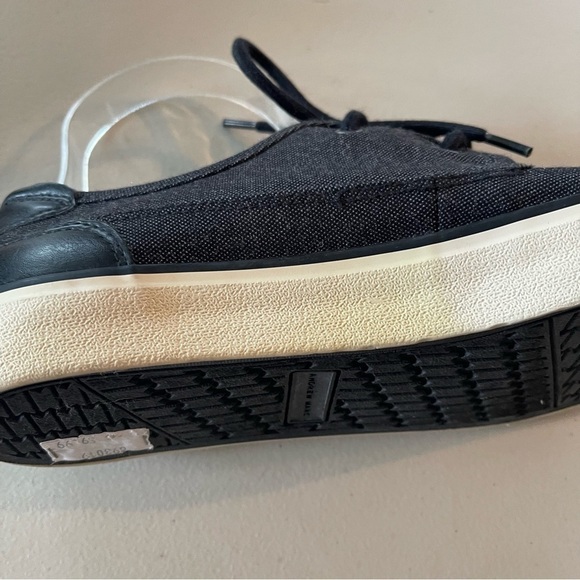 Andrew Marc memory foam sneakers black NWOT men’s size 8 - Picture 4 of 11